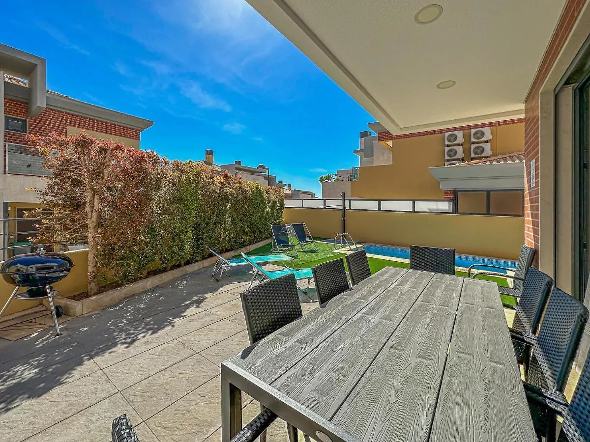 V4, Villa Jardins Branqueira7 Near Beach, Albufeira